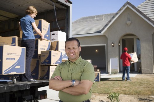 Organized moving boxes and packing materials for Stjohnswood relocation