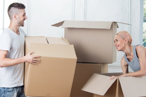 Safe packing and transport with a removal van in Stjohnswood