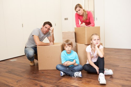Booking a man with a van in Stjohnswood for home or office moves